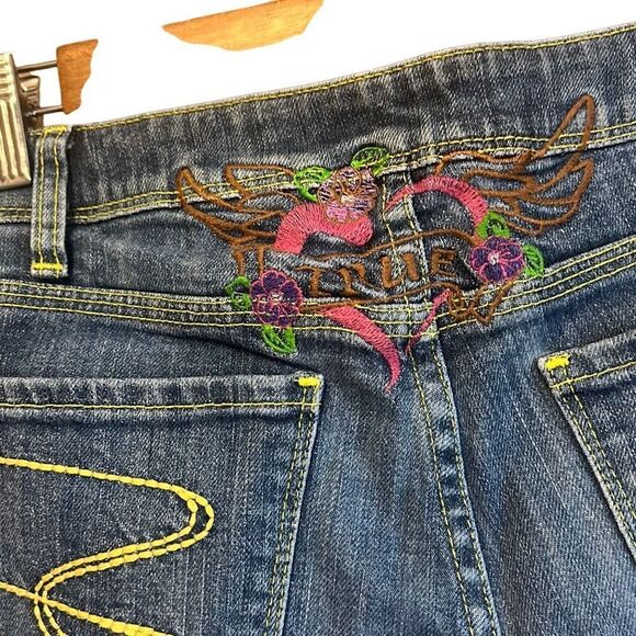 Seven7 Denim Bootcut Jeans Size 30 Blue Floral Embroidered Detail - Picture 4 of 7